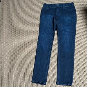 Chico’s Plantinum Dark Denim Size 0